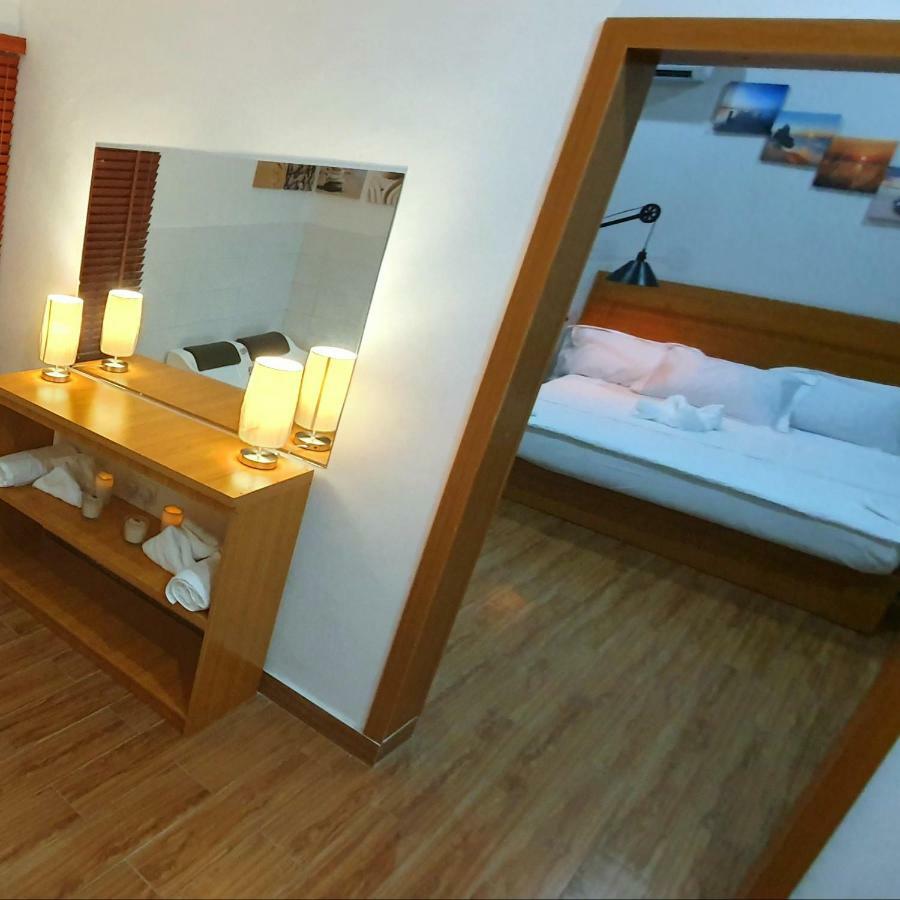 Taverna Lounge & Boutique Hotel Port Harcourt Exteriör bild