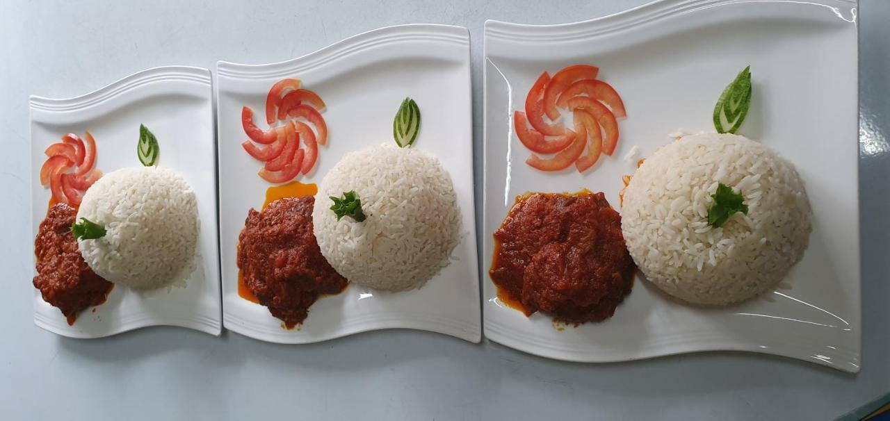 Taverna Lounge & Boutique Hotel Port Harcourt Exteriör bild