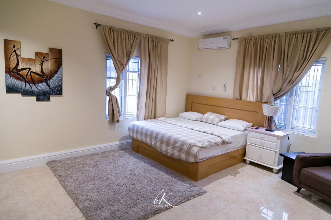 Taverna Lounge & Boutique Hotel Port Harcourt Exteriör bild